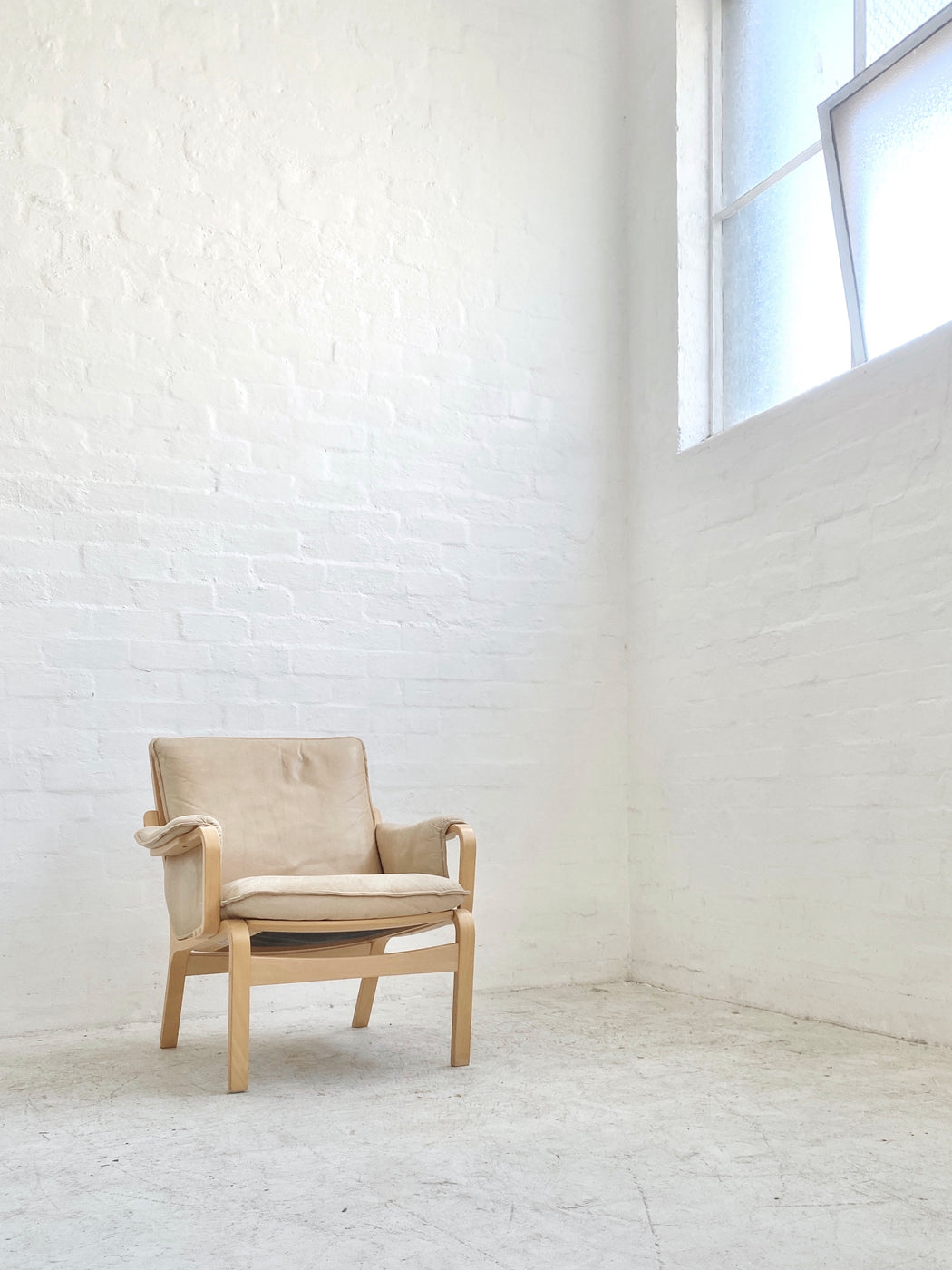 Skipper Lounge Chair