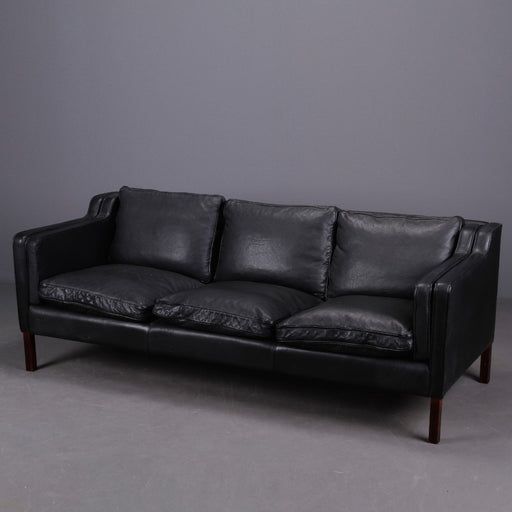 Stouby 'Eva' Leather Sofa