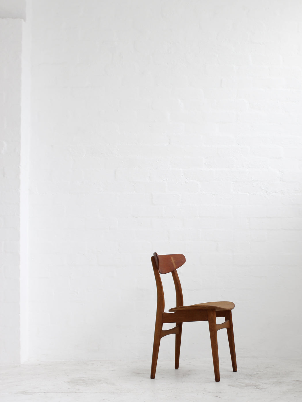Hans J. Wegner 'CH30' Chair