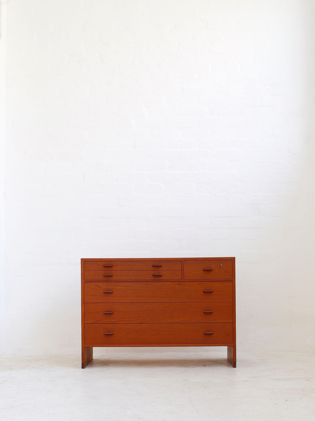 Hans J. Wegner 'RY16' Drawers