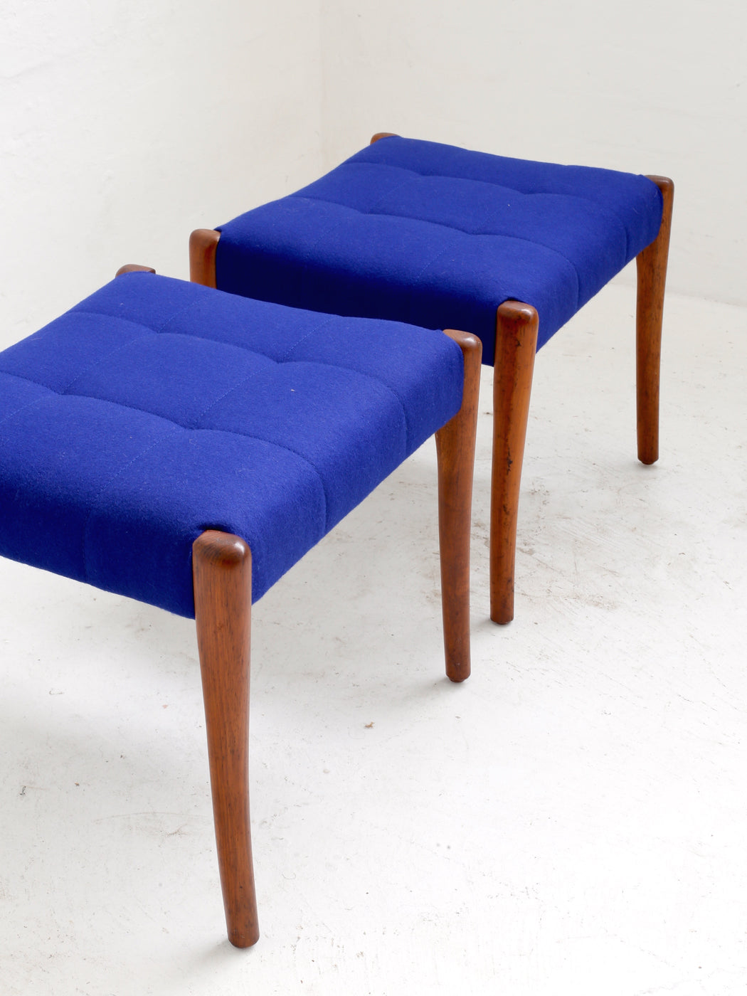 Fred Lowen 'Fler 64' Stools