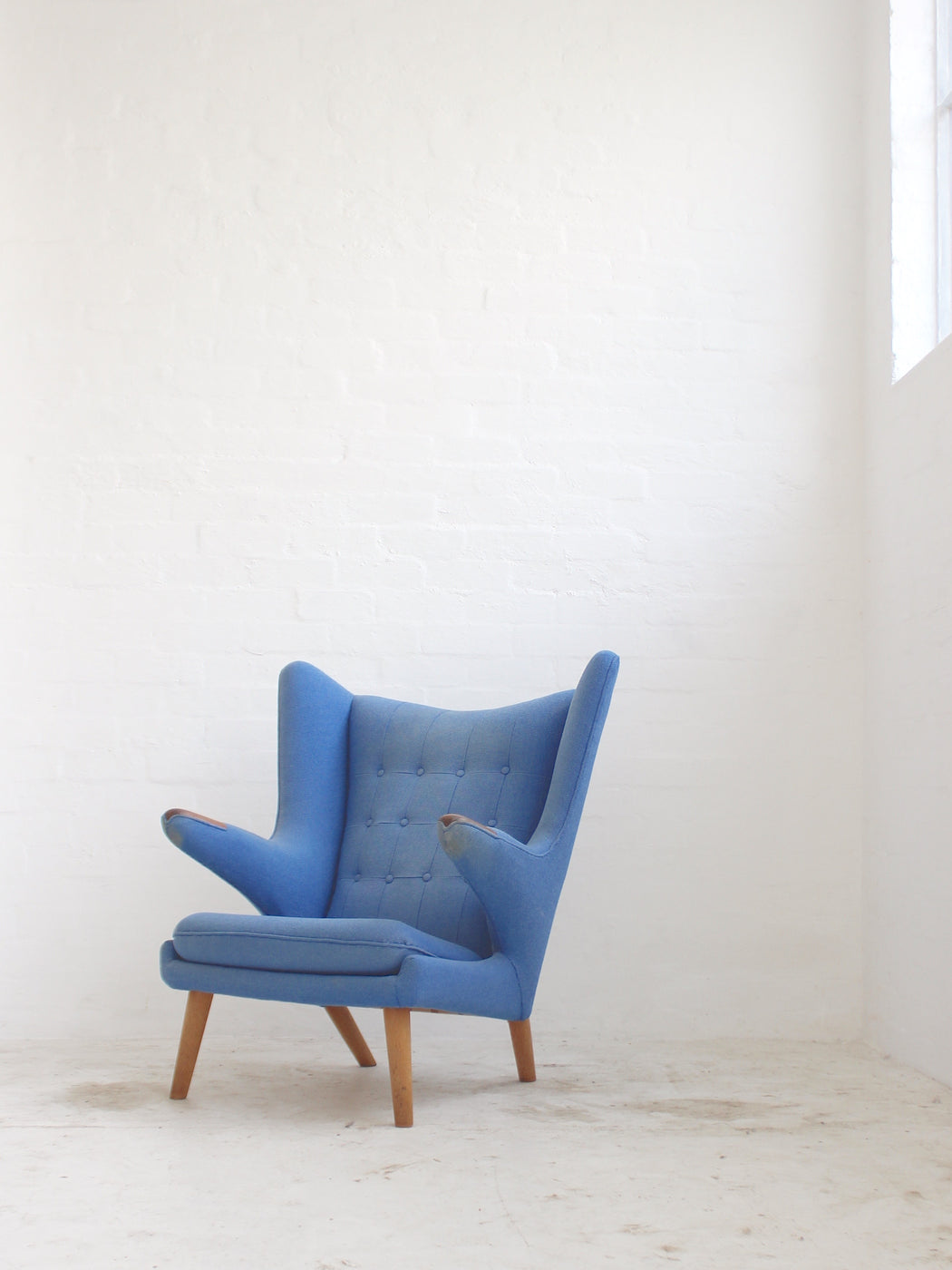 Hans J. Wegner 'Papa Bear' Chair