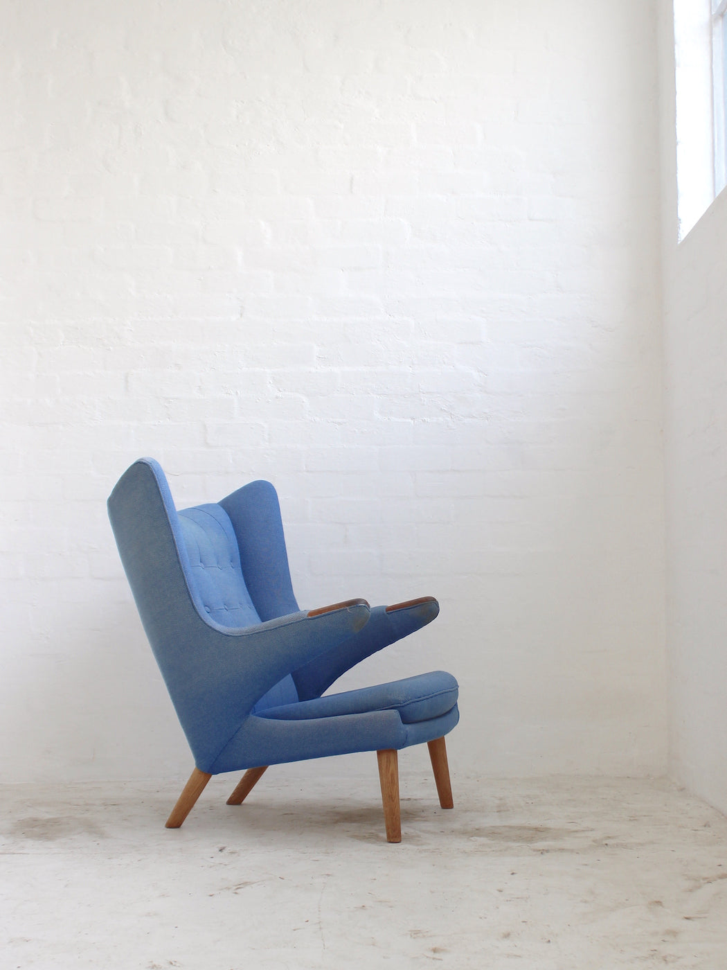 Hans J. Wegner 'Papa Bear' Chair