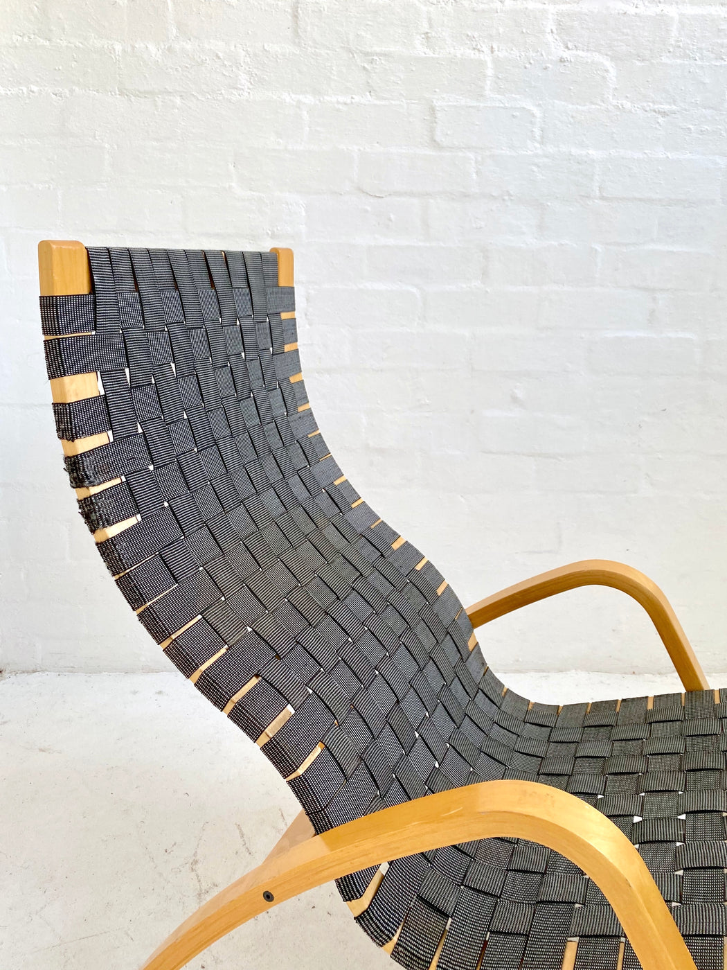 Modern Bentwood Chaise Lounge