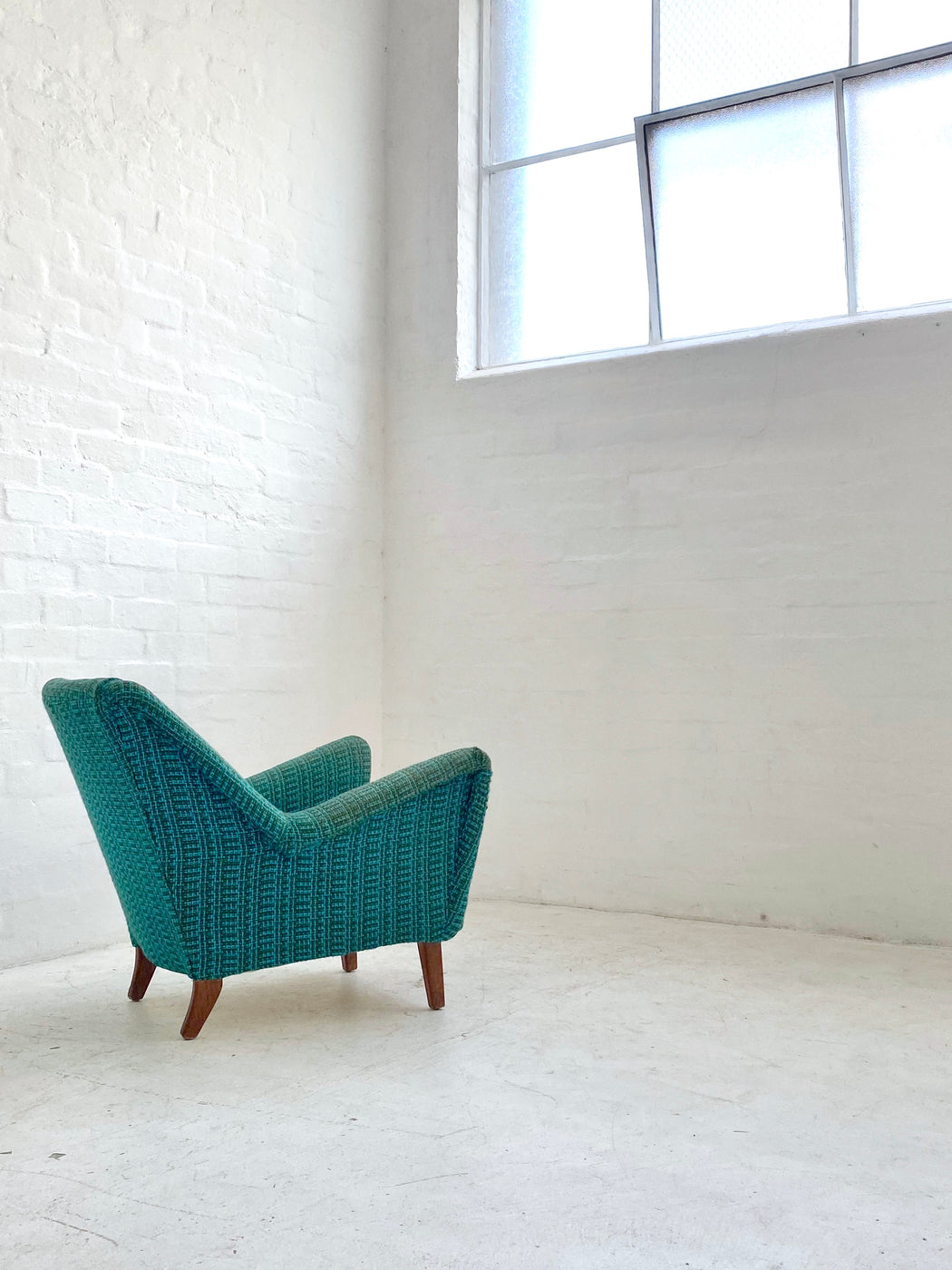 Dario Zoureff Easy Chair