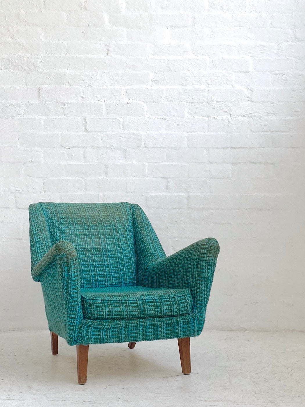 Dario Zoureff Easy Chair