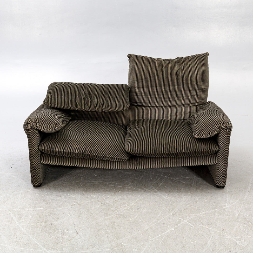 Vico Magistretti 'Maralunga' Sofa