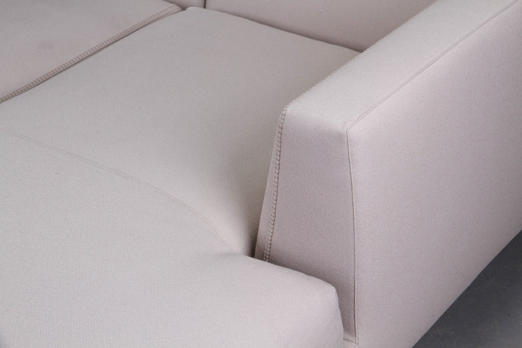 Antonio Citterio 'Ray' Sofa