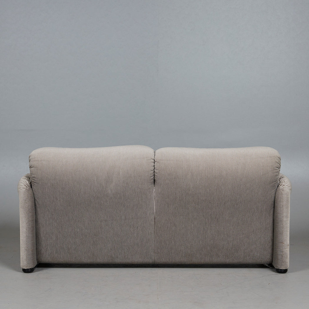 Vico Magistretti 'Maralunga' Sofa
