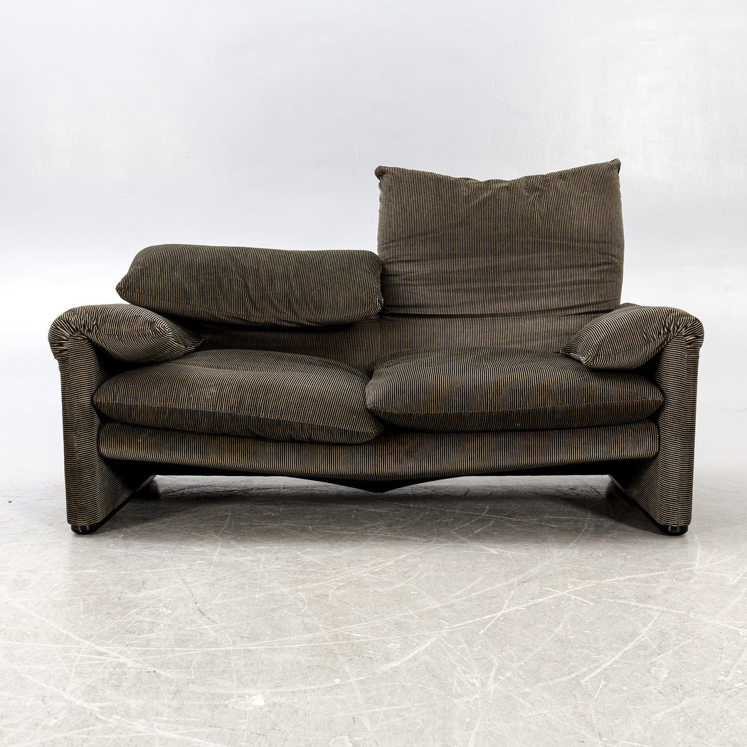 Vico Magistretti 'Maralunga' Sofa