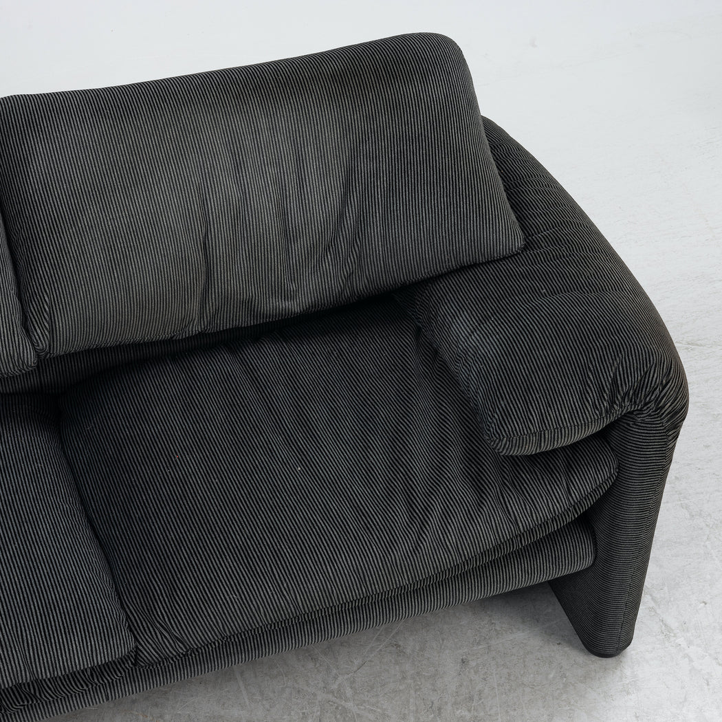 Vico Magistretti 'Maralunga' Sofa