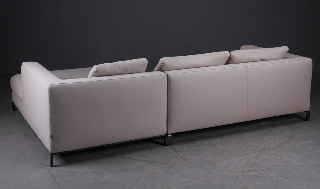 Antonio Citterio 'Ray' Sofa