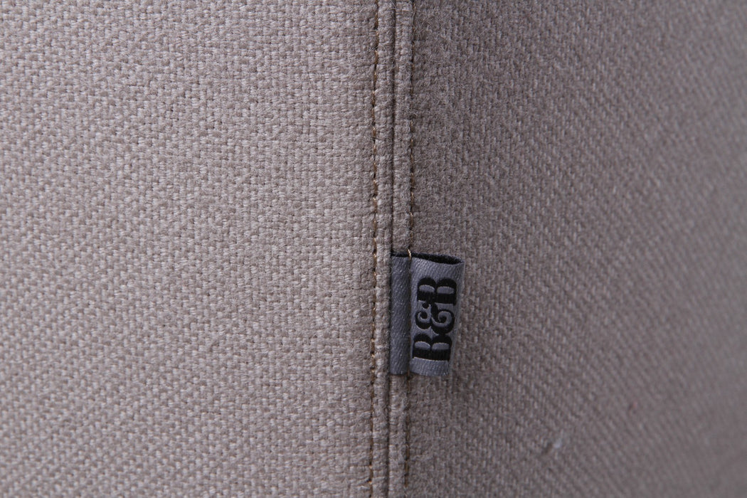Antonio Citterio 'Ray' Sofa