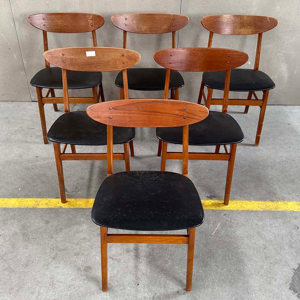 Farstrup Model 100 'Mosbol' Dining Chairs