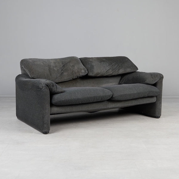 Vico Magistretti 'Maralunga' Sofa