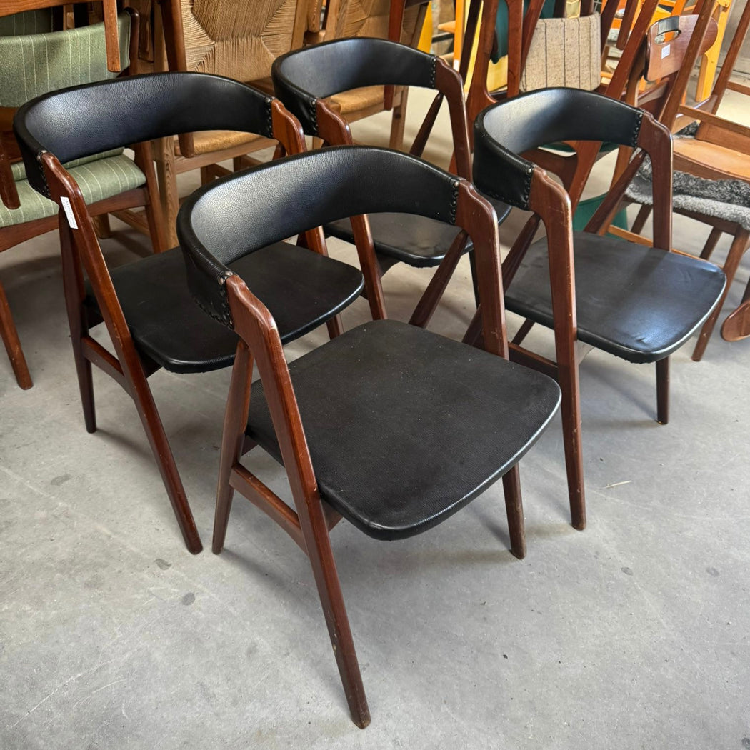 Th.Harlev 'Model 205' Teak Chairs