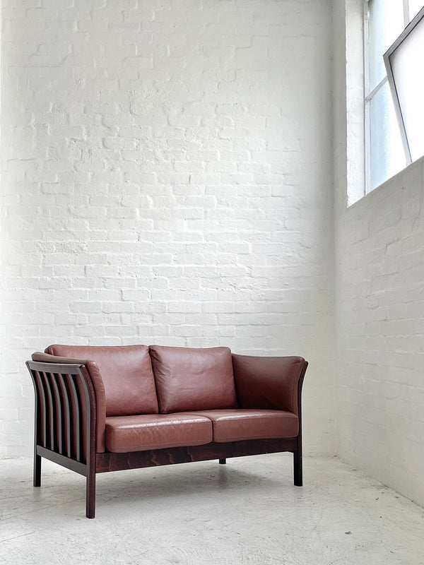 Skalma 'Asmara' Leather Sofa