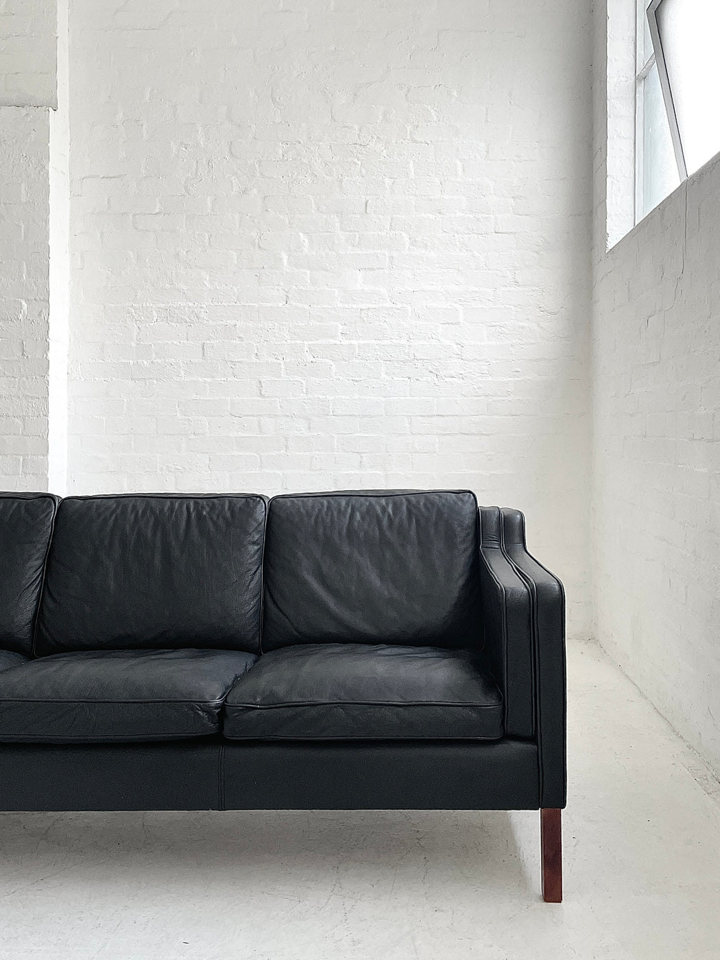 Stouby 'Eva' Leather Sofa