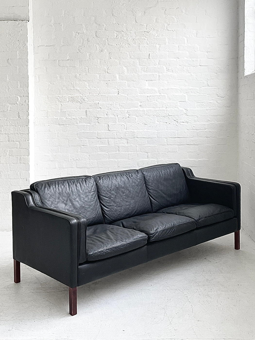 Stouby 'Eva' Leather Sofa