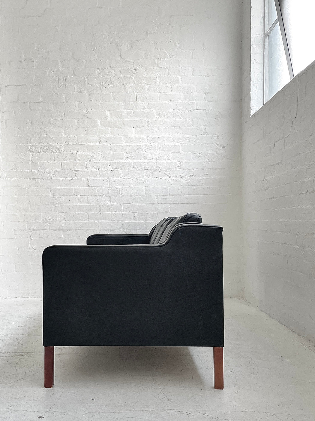 Stouby 'Eva' Leather Sofa