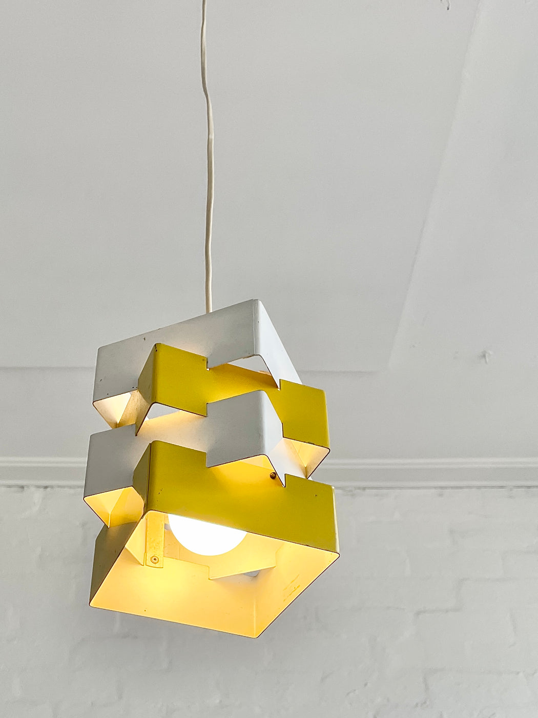 'Nift' Pendant Light
