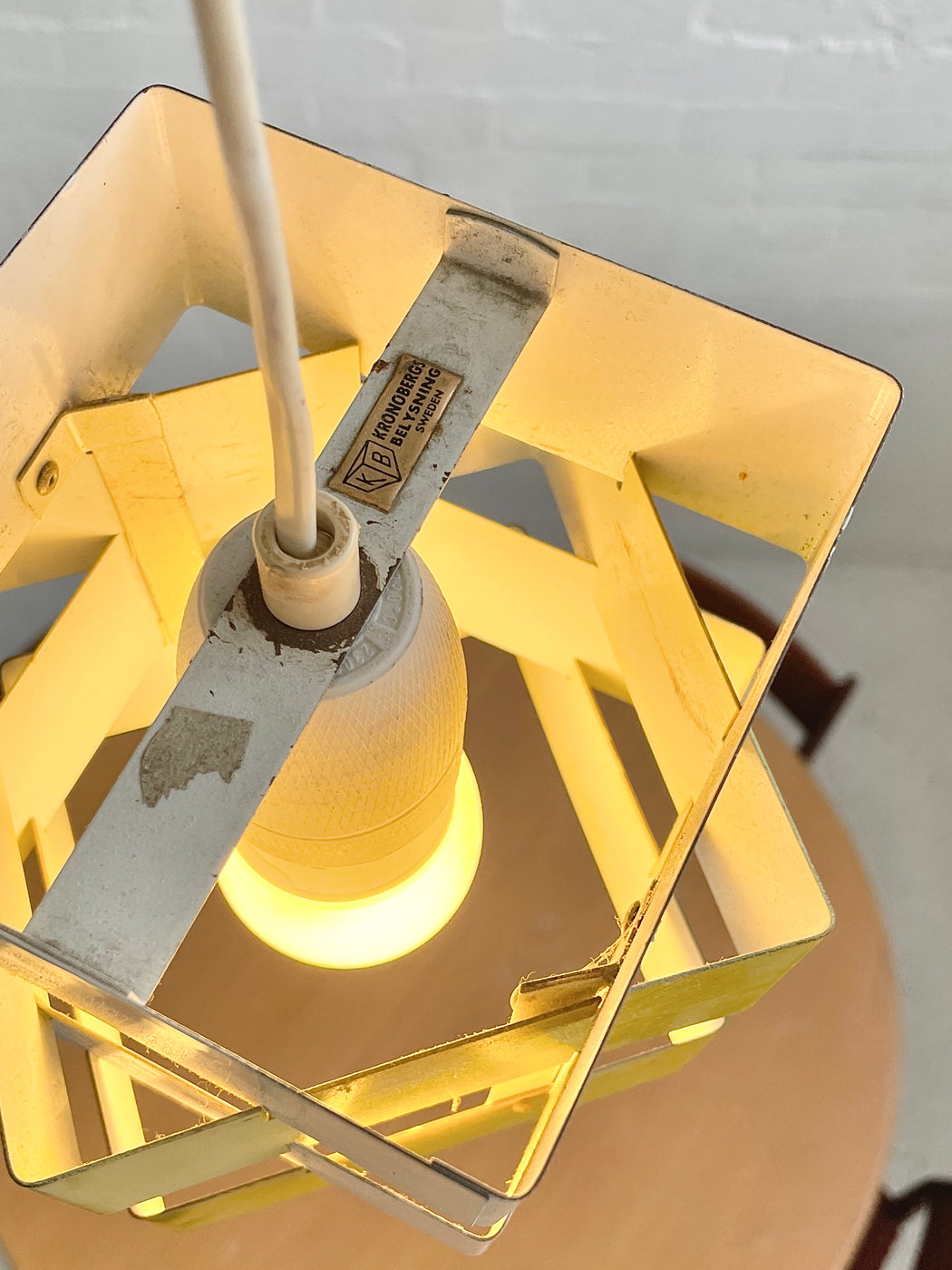 'Nift' Pendant Light