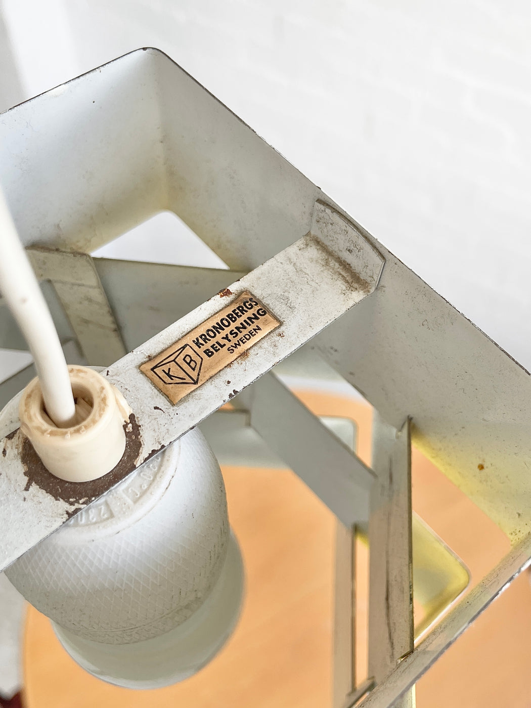 'Nift' Pendant Light