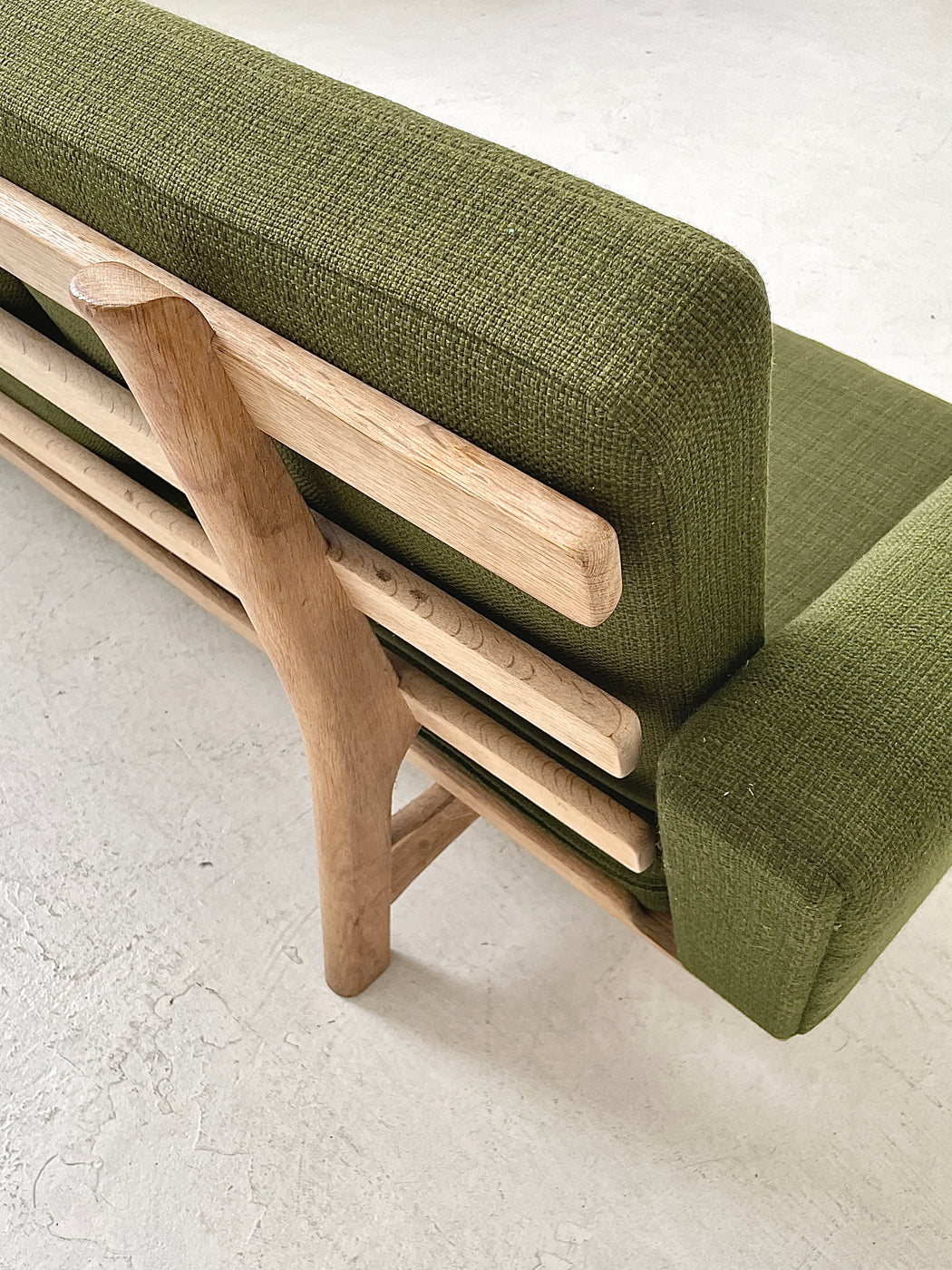 Hans J. Wegner GE236/4 Sofa