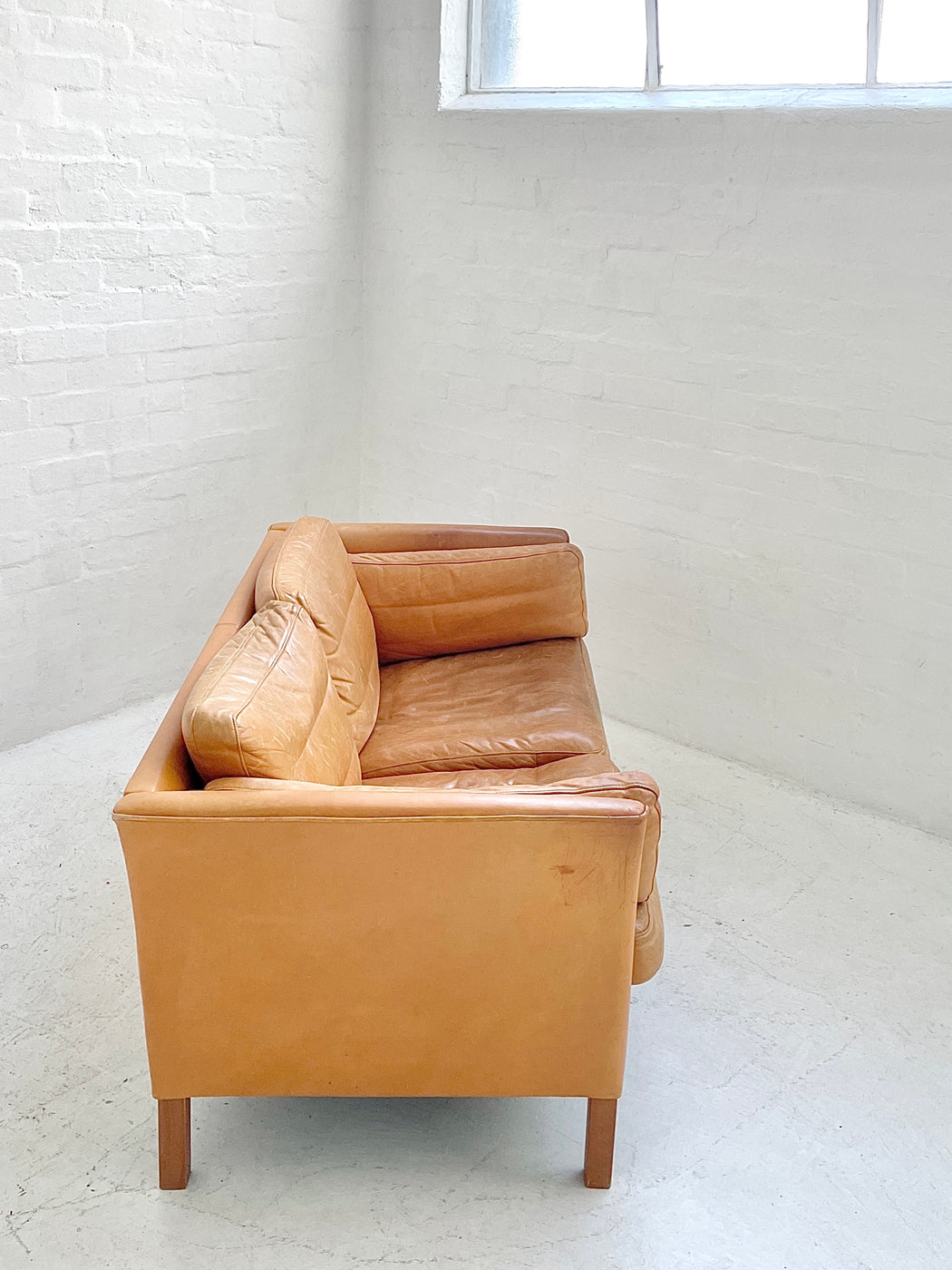 Mogens Hansen 'Model 2225' Sofa