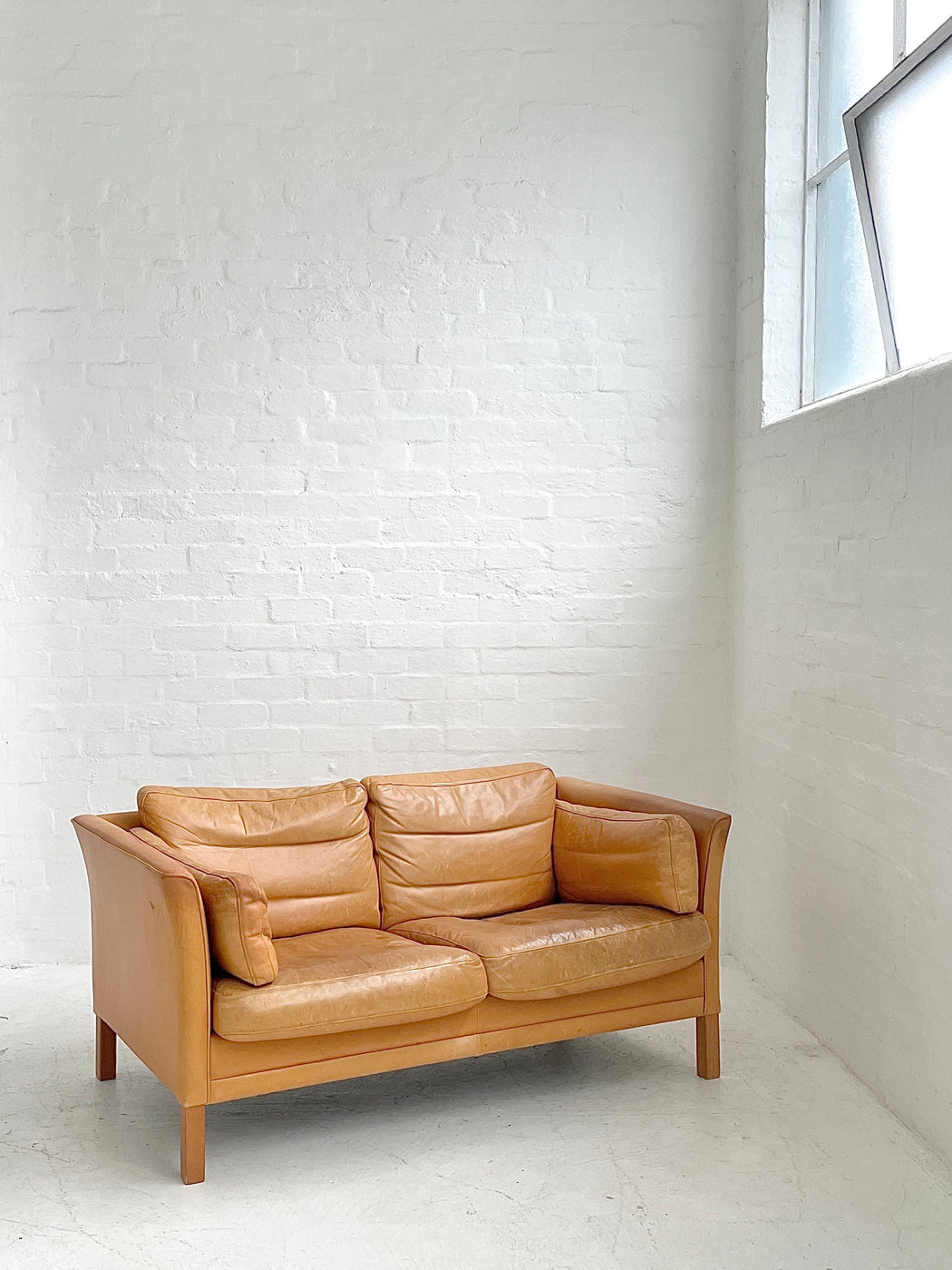 Mogens Hansen 'Model 2225' Sofa