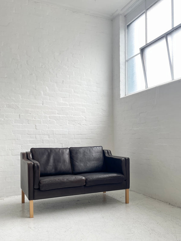 Stouby 'Eva' Leather Sofa