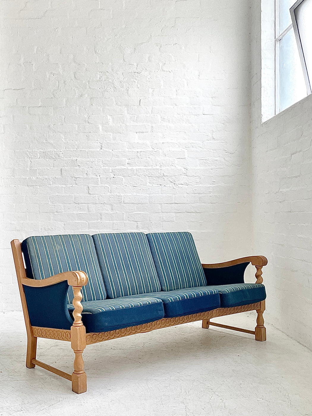 Henning Kjærnulf Oak Settee