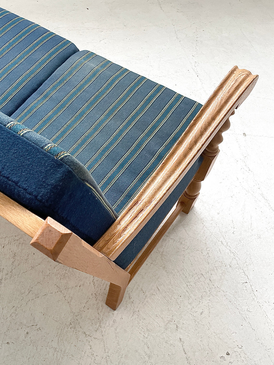 Henning Kjærnulf Oak Settee