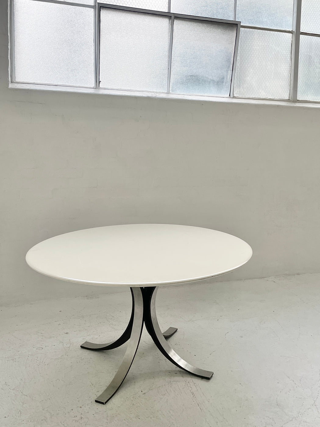 Osvaldo Borsani & Eugenio Gerli 'T69' Dining Table