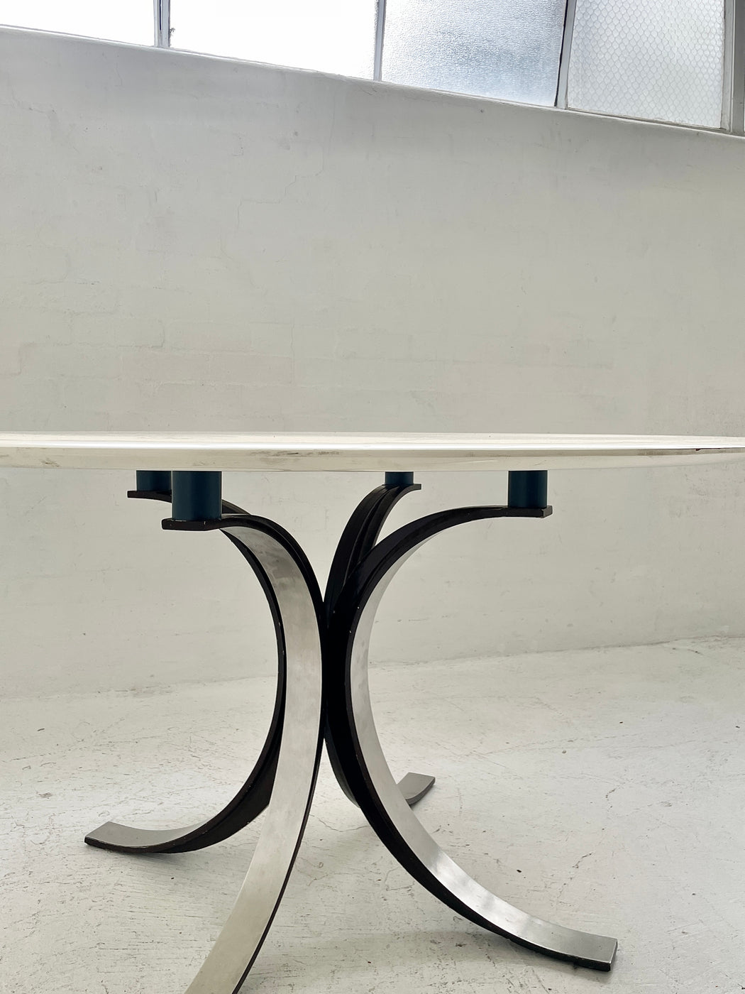 Osvaldo Borsani & Eugenio Gerli 'T69' Dining Table