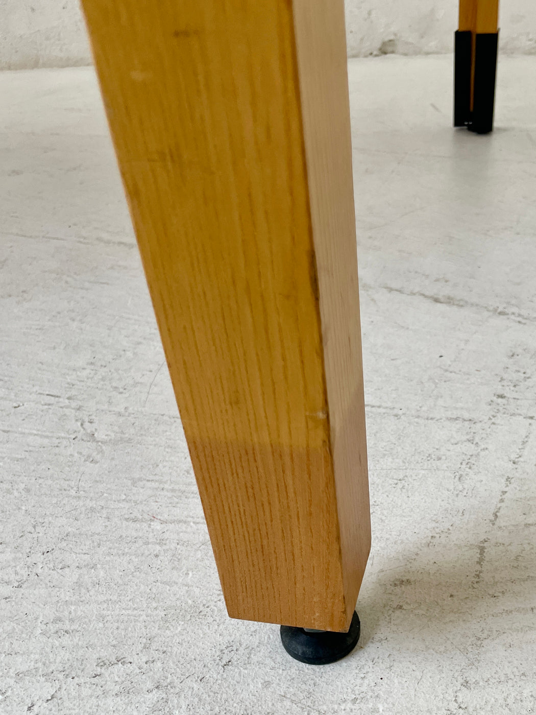 Christian Hvidt Elm Table