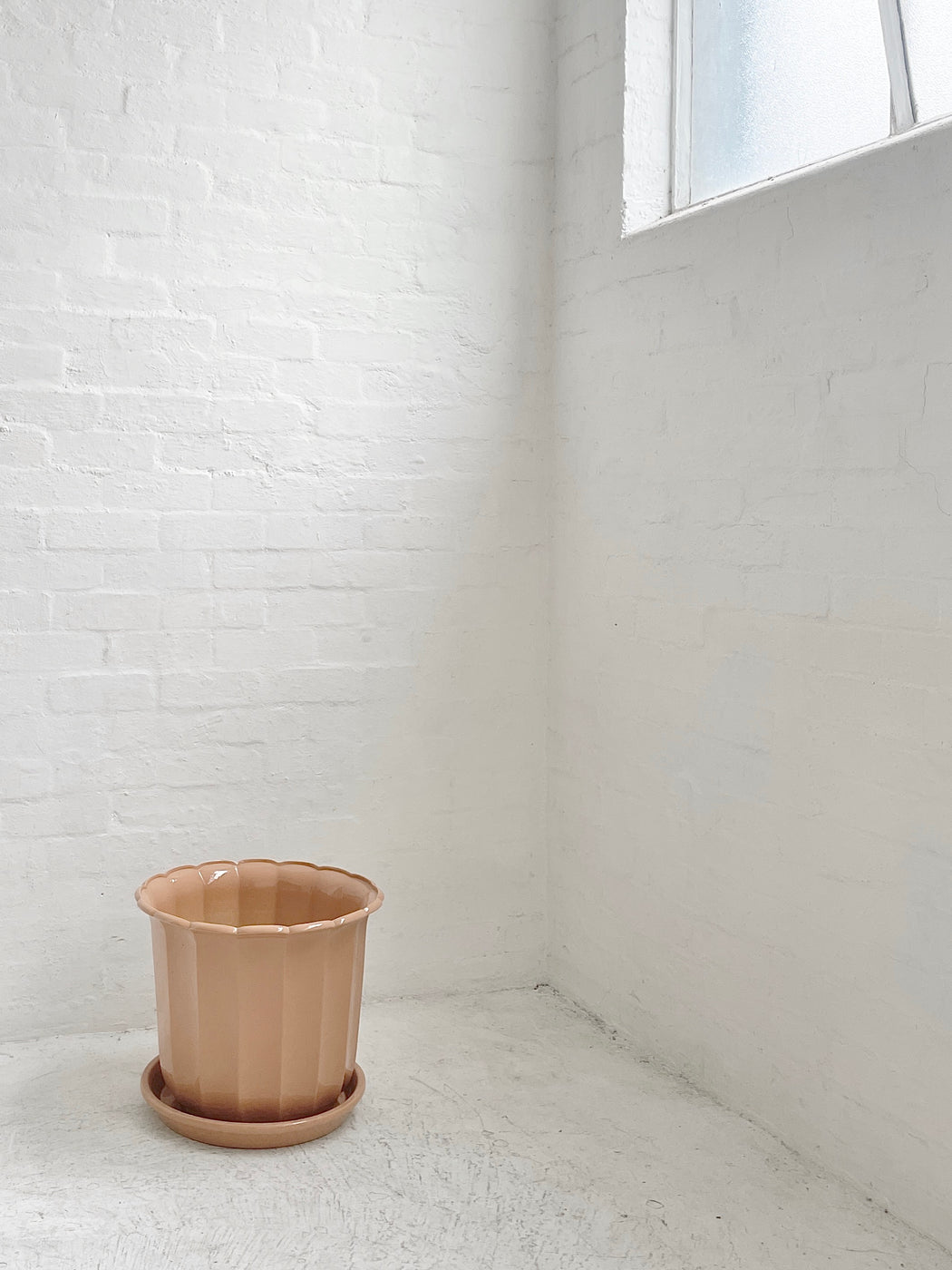 Large Vintage Caroma Porcelain Planter