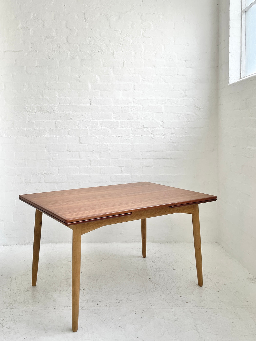 Gunni Omann 'Model 50' Dining Table