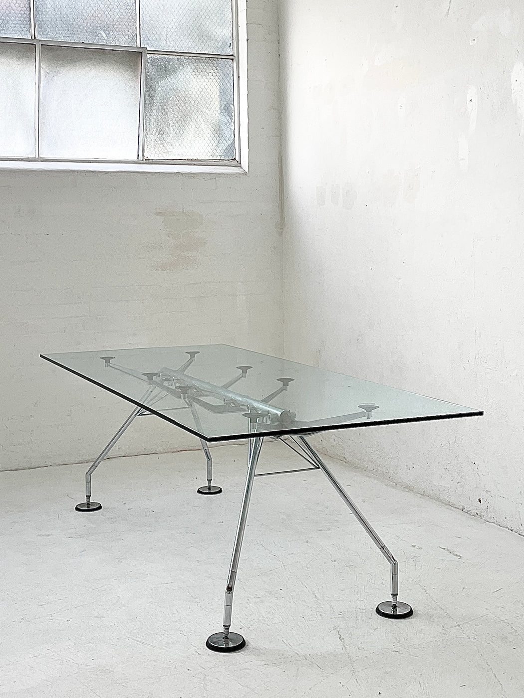 Norman Foster 'Nomos' Table