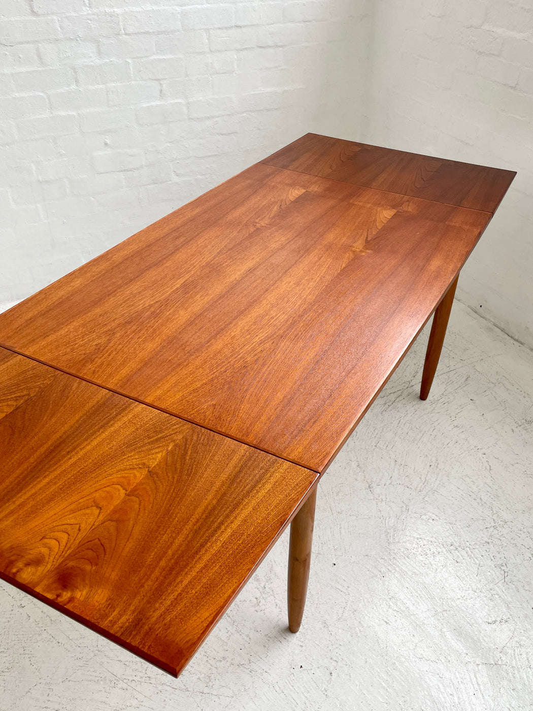 Danish Deluxe Extension Dining Table