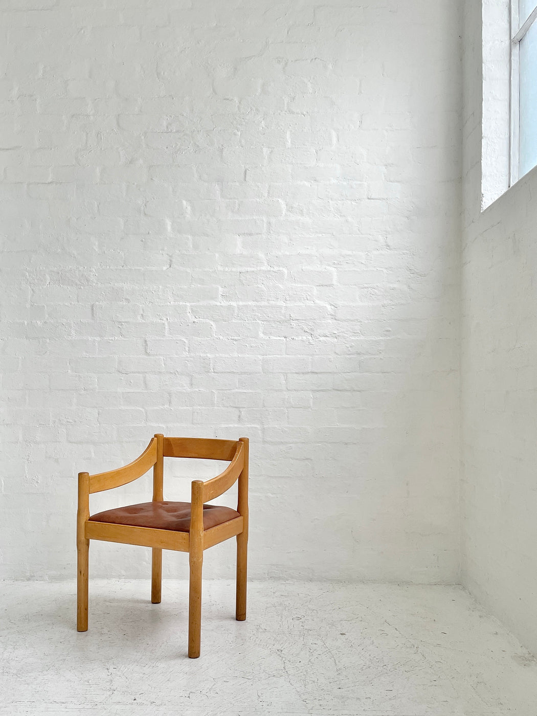 Vico Magistretti ‘Carimate’ Armchair