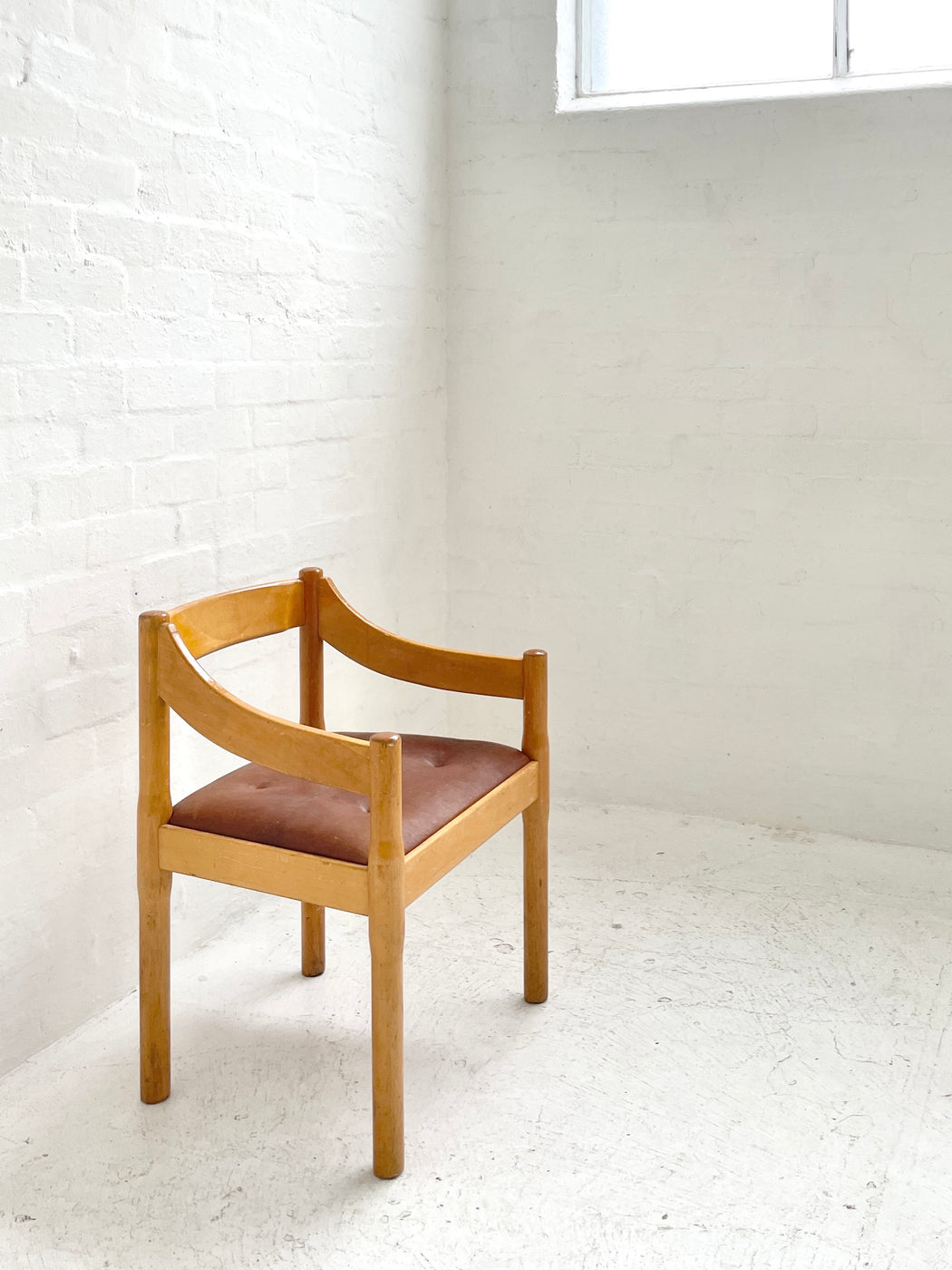 Vico Magistretti ‘Carimate’ Armchair