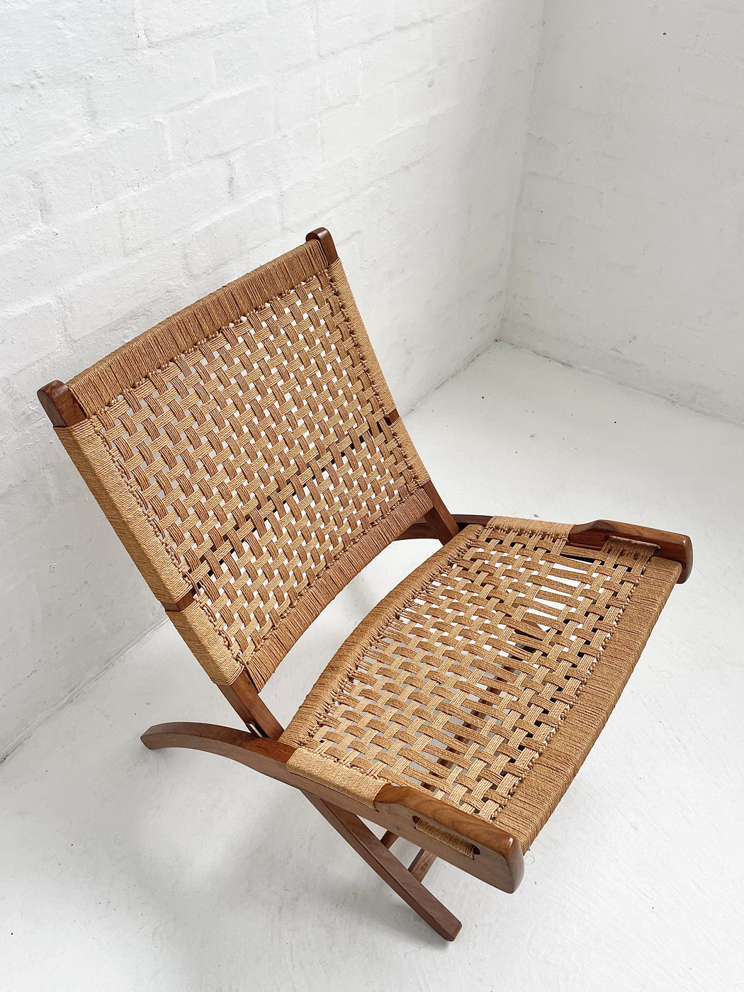 Ebert Wels Folding Lounge Chair