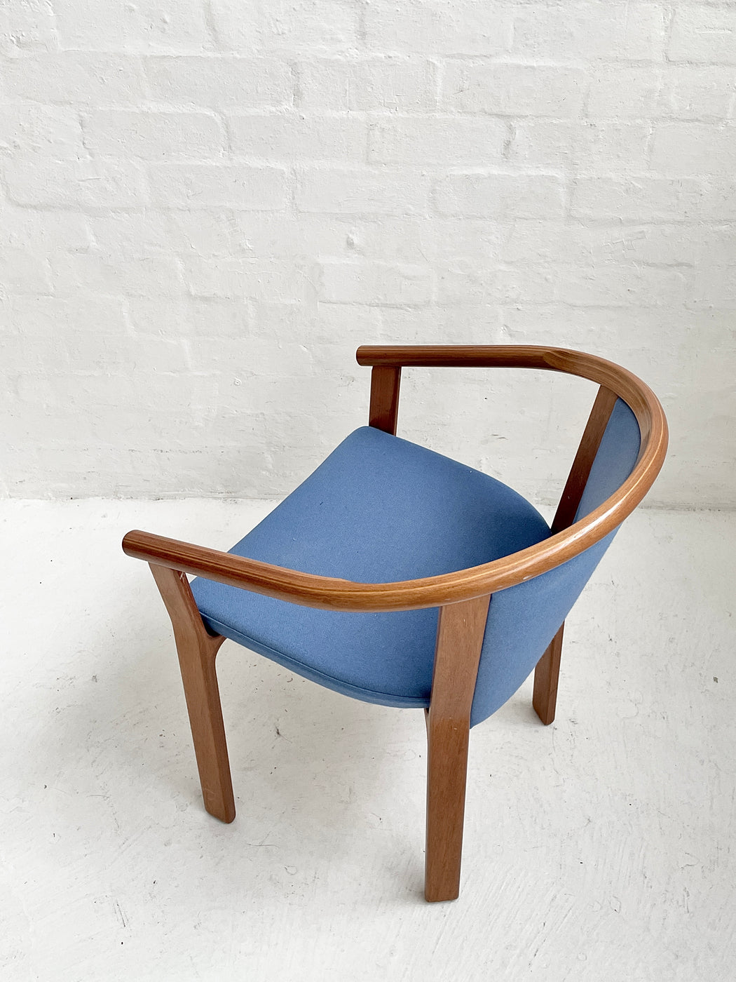Rud Thygesen & Johnny Sørensen 'U' Chair