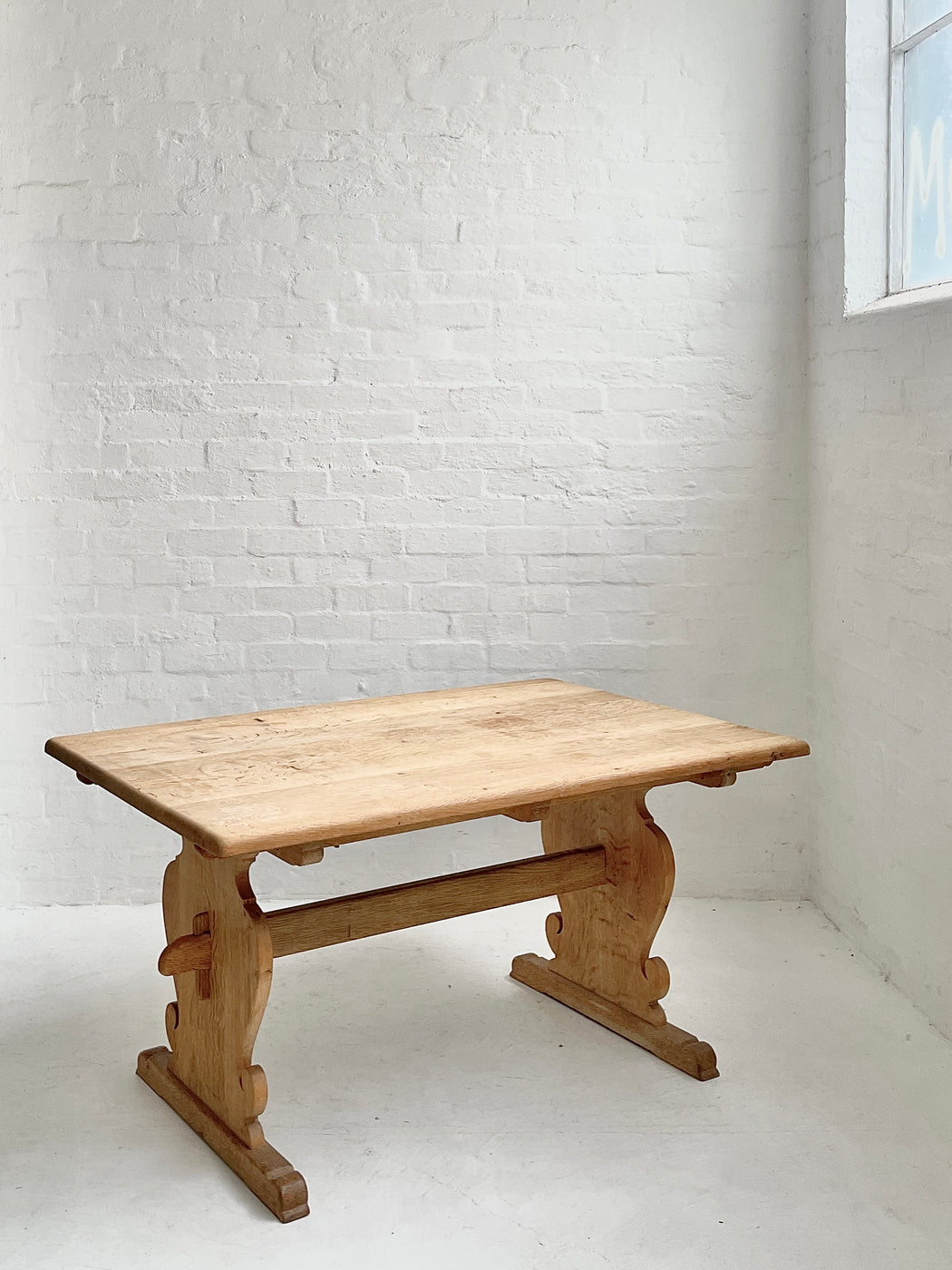 Henning Kjærnulf Oak 'Folk' Table