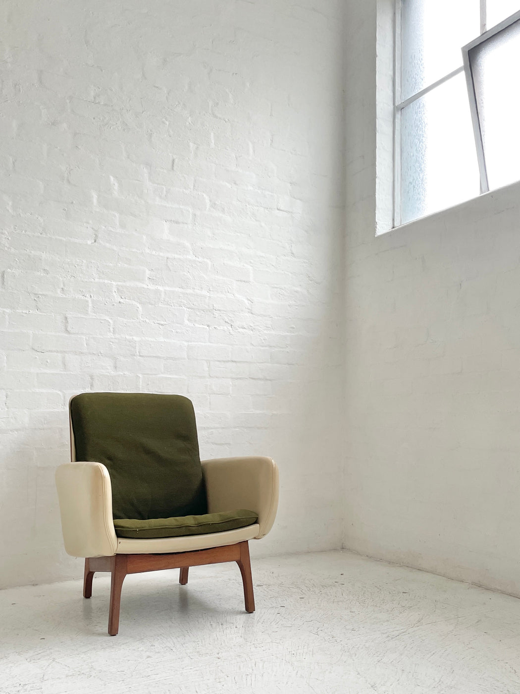 Danish Deluxe 'Ziva' Chair