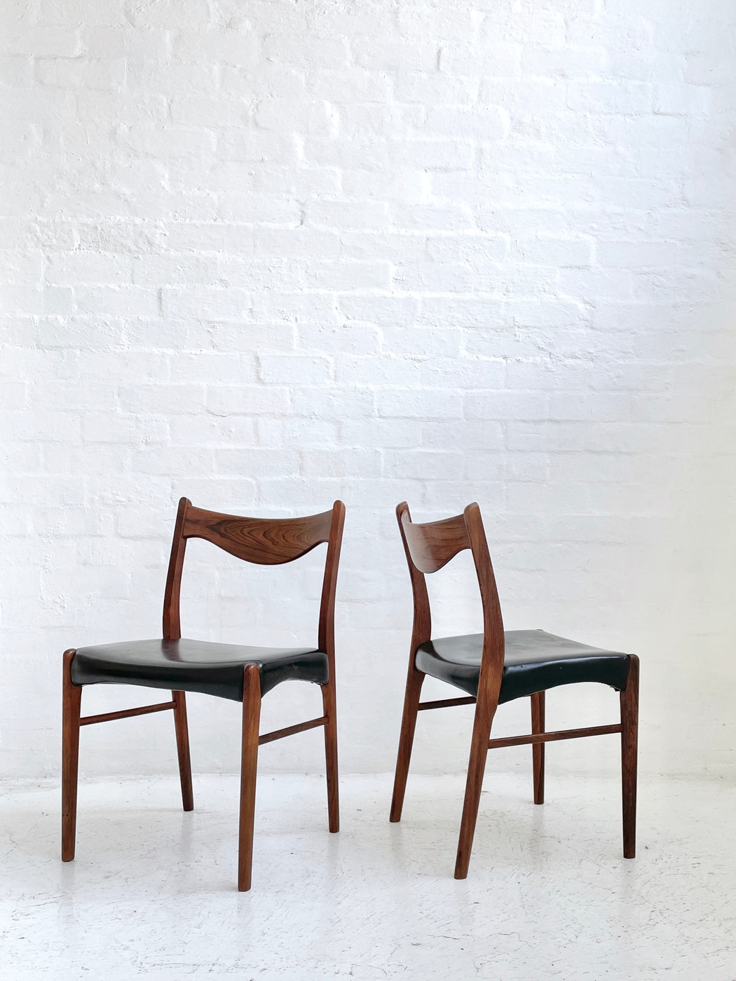 Set of four Arne Wahl Iversen Model 'GS61' Rosewood Chair