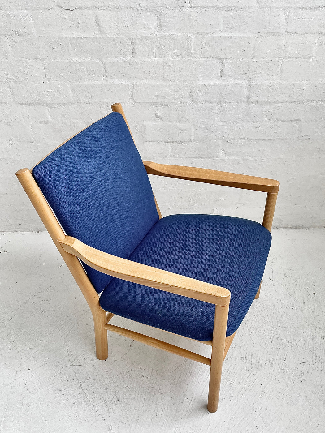 Erik Ole Jørgensen 'Model J147' Chair