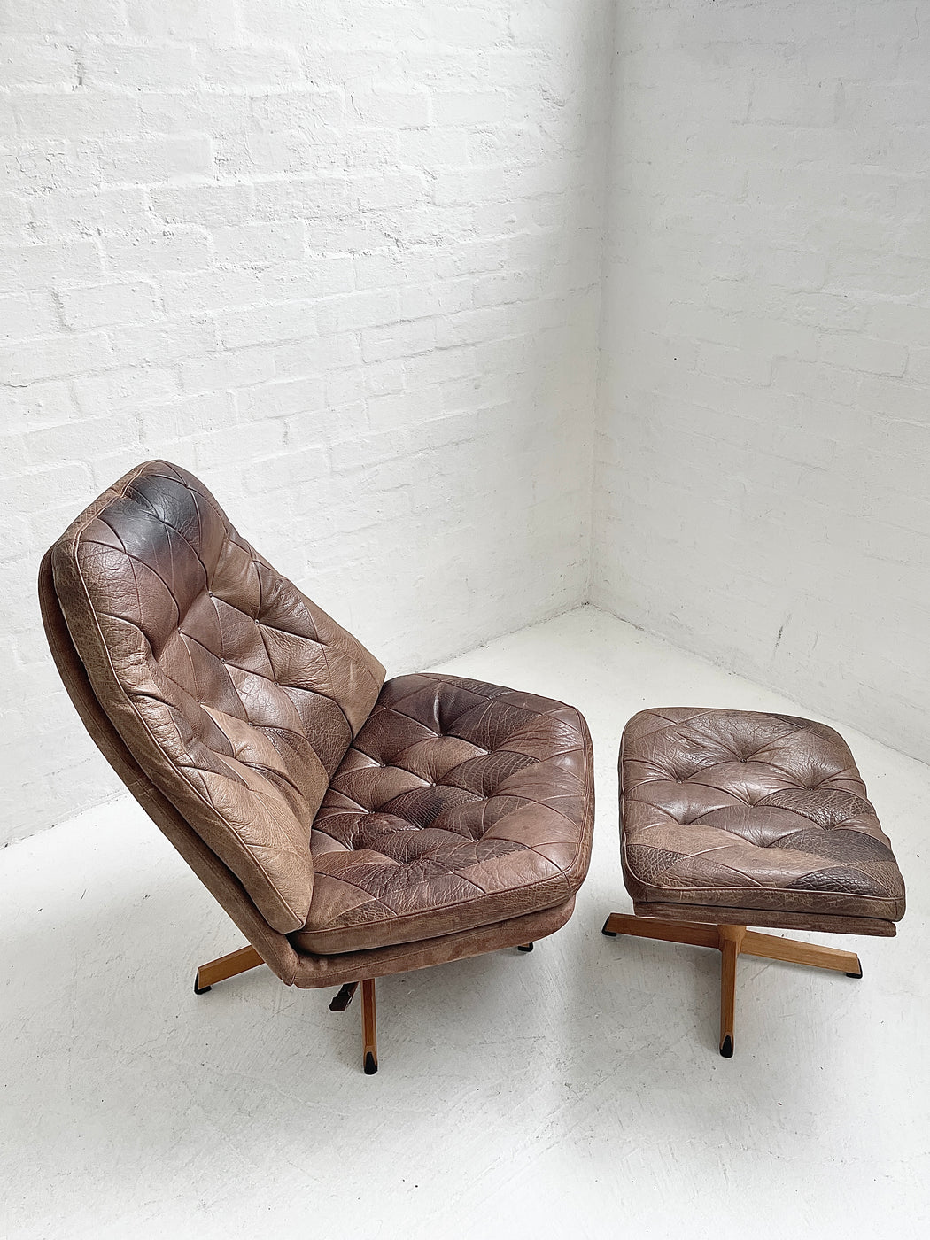 Madsen & Schübell 'MS68' Chair & Footstool