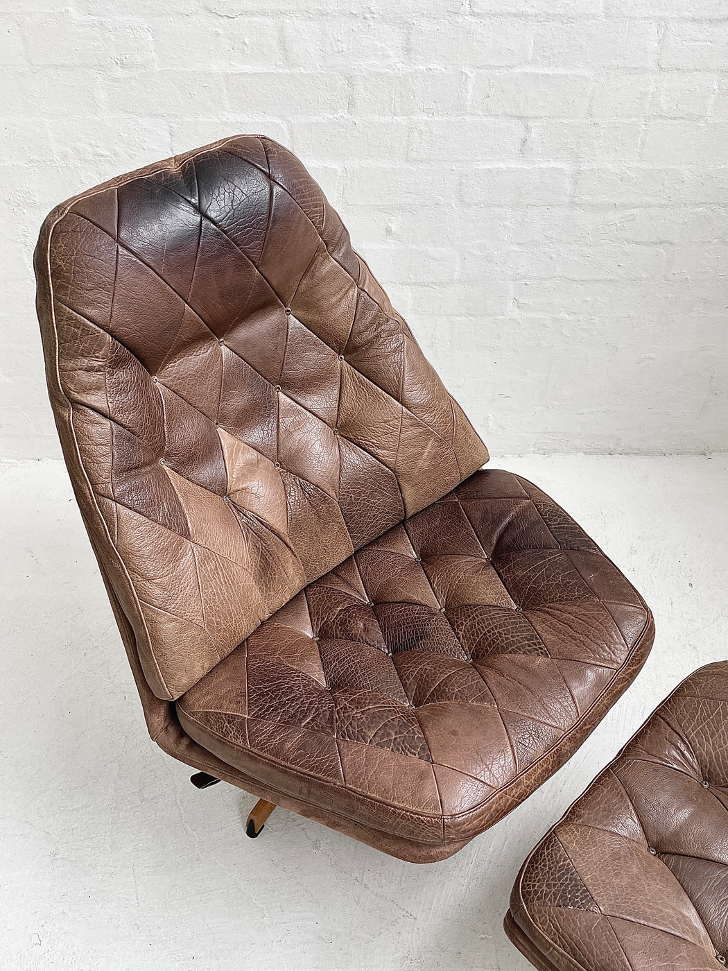 Madsen & Schübell 'MS68' Chair & Footstool